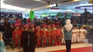 Download lagu Paduan suara anak TK Trisula lagu Mars PERWARI