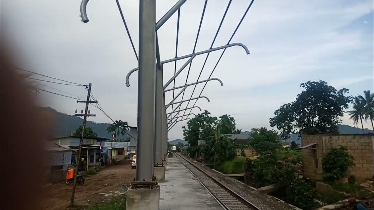KA Pariaman Express B1 melintas langsung shelter kampung jua YouTube