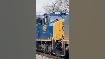An amazing Horn Show on CSX Empty coal drag! #csx #railfanning #railroad #railway #shorts