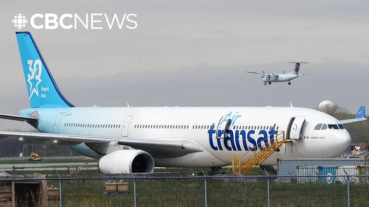Air Transat pilots give union authority to strike