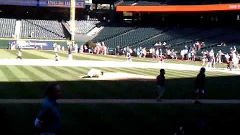 Sean running the bases at Safeco