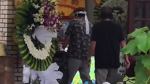 XÓT XA ĐÁM TANG DIỄN VIÊN THƯƠNG TÍN VẮNG LẶNG & KHÔNG MỘT NGHỆ SĨ NÀO ĐẾN VIẾNG 