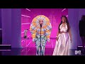 Doja Cat accepts award as a worm