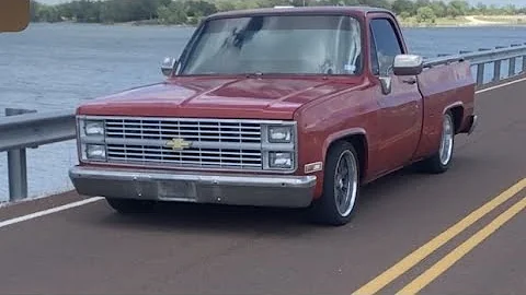 -MINT- square body Chevy C10 with a 383 Stroker