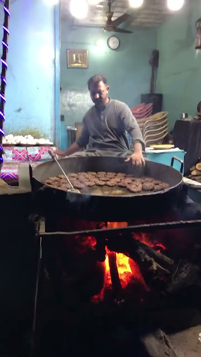#baldia  4 Number k famous kabab 😋#Karachi #foodlover