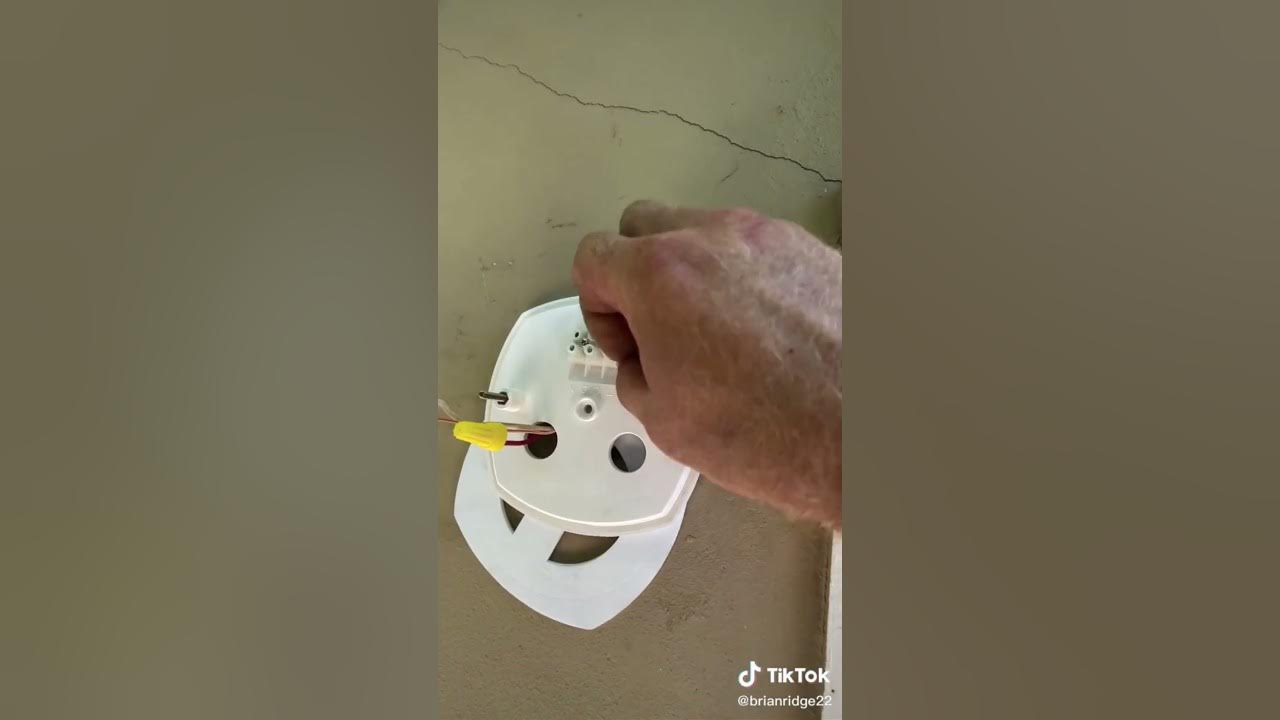 Feit Electric LED 1080P HD Smart Flood Light Security Camera YouTube