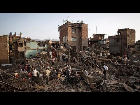 Βίντεο: Περισσότερα από τα μισά κτίρια στο Κατμαντού είναι αυτοχτισμένα