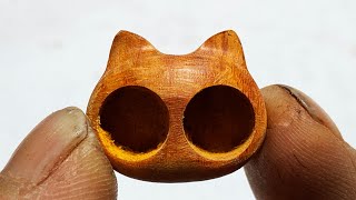 Cute kitty keychain—Woodcarving