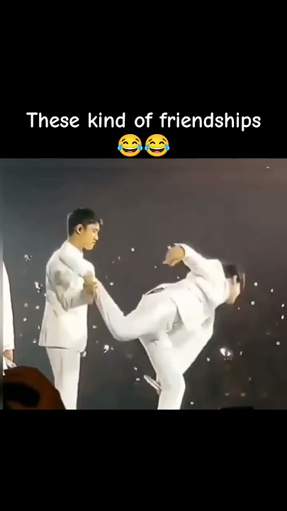 This is what real friendship looks like😂❤️#kyungsoo #chanyeol #exo #funnyvideo
