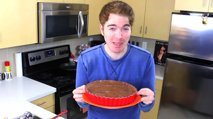 (Reuploaded) Shane Dawson making a Giant Reeses