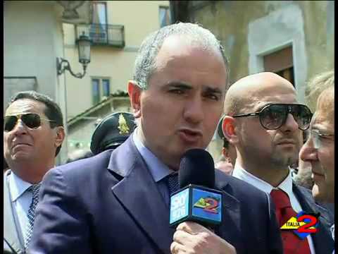 Italia 2 Tv 3/6/2010 Intervista a Giuseppe LUMIA e...