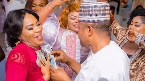 FATHIA BALOGUN & SAHEED BALOGUN HOLD, SMILE & DANCE TOGETHER & ACTOR WASIU ADEDEJI'S WEDDING