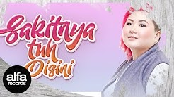 Yuka Tamada - Sakitnya Tuh Disini (Official Lyric Video)  - Durasi: 3:03. 