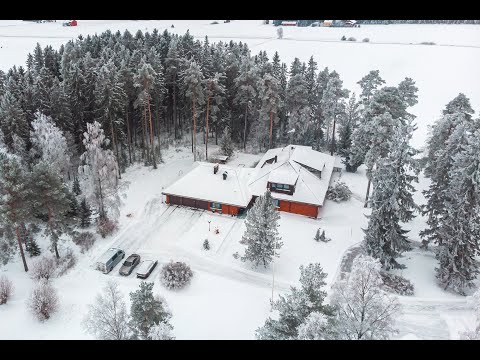 Video: Säästää tilaa luonnollisesti pystysuoralla tallennuksella