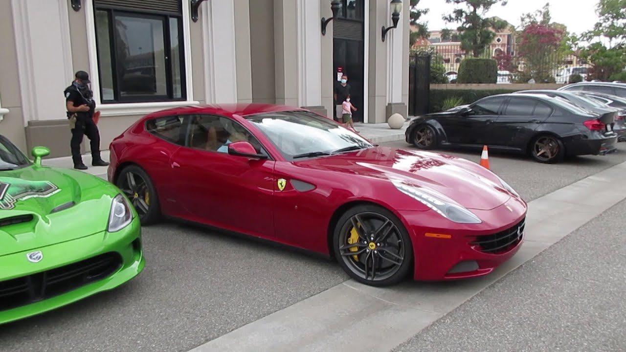 Rosso Maranello 2013 Ferrari FF