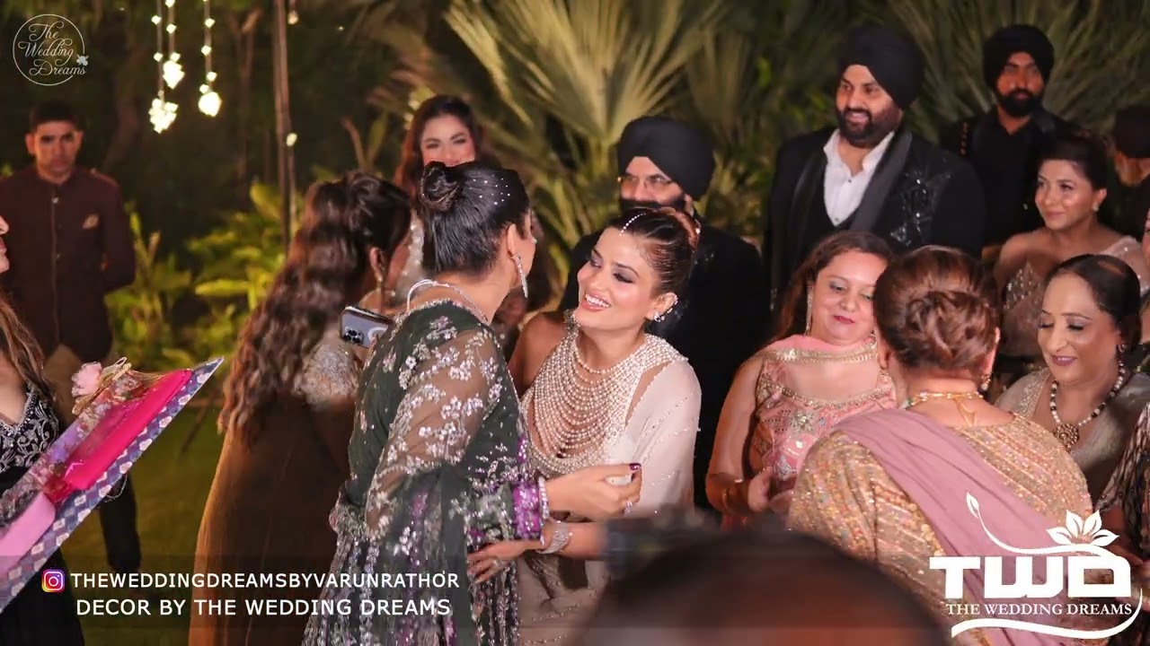 Best Wedding Venue in Delhi Chattarpur 💕 Mallu Farm 👌 Decor by The Wedding Dreams 💑  