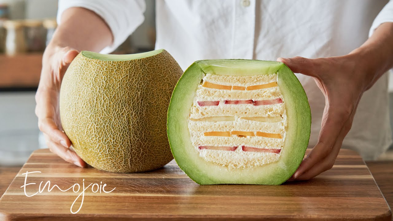 ⁣Melon Layer Cake Recipe | Emojoie