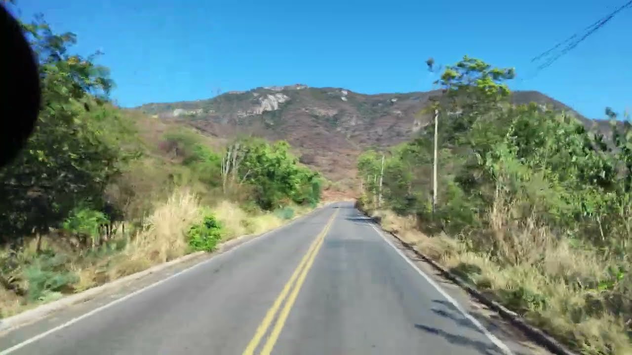 Rodovia PE-337 Flores - Pernambuco sentido Princesa Isabel na Paraíba