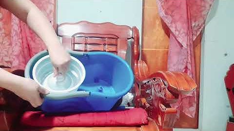 Unboxing & assembling Spin Mop