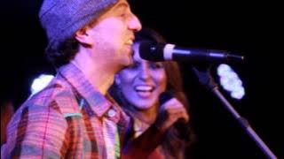 Lia Sophia e Zeca Baleiro - Pedra de Responsa (Clipe Oficial)