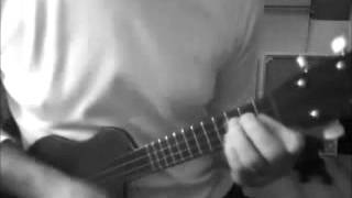 Video thumbnail of "Tainted Love - Soft Cell - ukulele cover"