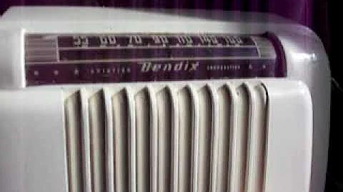 Vacuum tube radio made by Bendix aviation in 1946