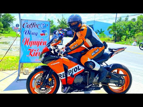 Bán cbr1000rr HQCN 2008 cục ken.. giá 100 máy triệu..