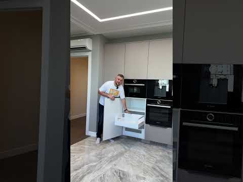 Пенал с встроенной пароваркой и внутренними выдвижными ящиками #кухня #shorts #ремонтквартир