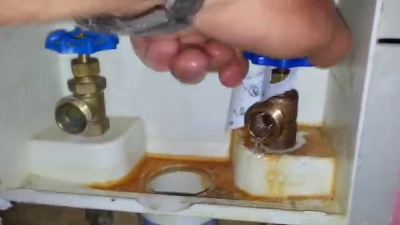 Plumbing Repairs Replacing Leaking Cold Water Screw On Laundry
