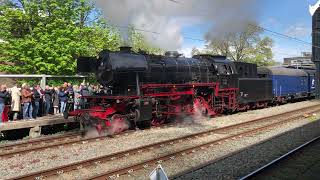 Departure of 23023 and 1251, at Haarlem Station