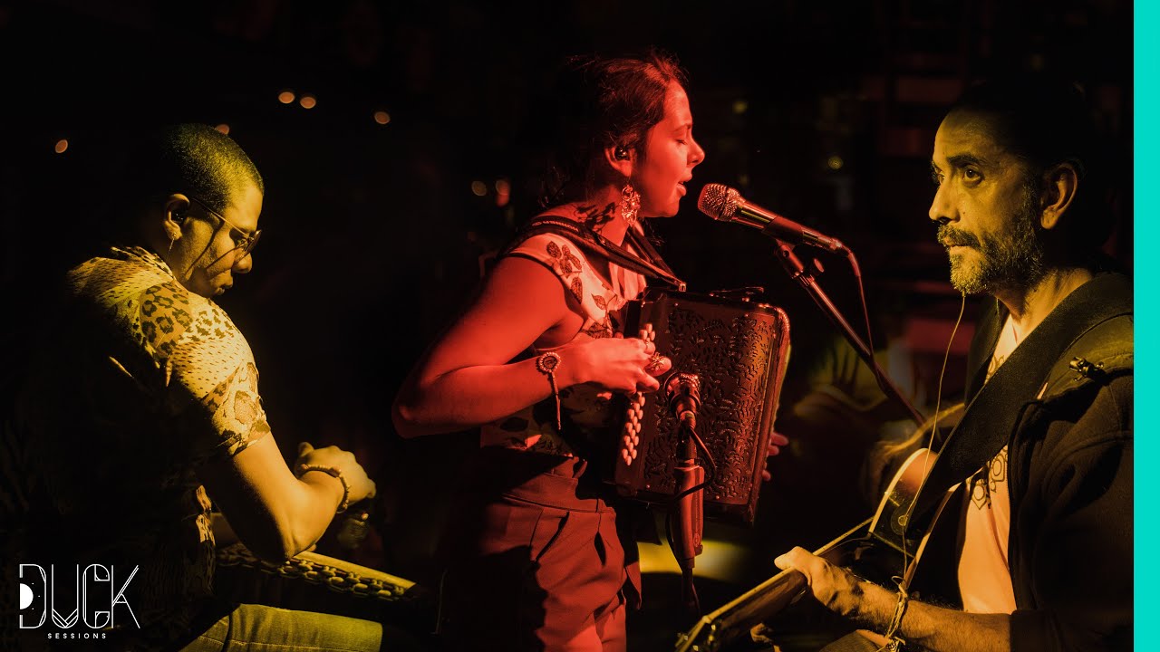 Diana Burco Ft. Teto Ocampo y Dany Garces - Quizás. Duck Sessions (Live)