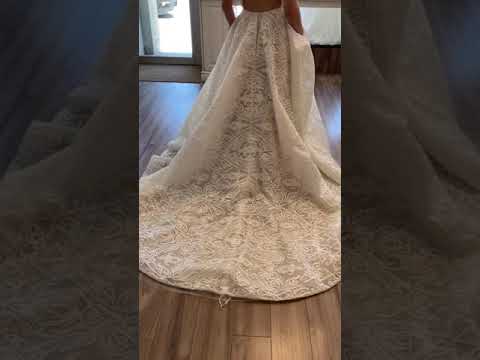 HAYLEY PAIGE SUKI SAMPLE GOWN FOR SALE