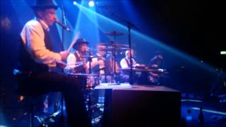 Eläkeläiset - Kipin kapin (Mä riennän Alkoon) - Tavastia Helsinki 10.9.2014