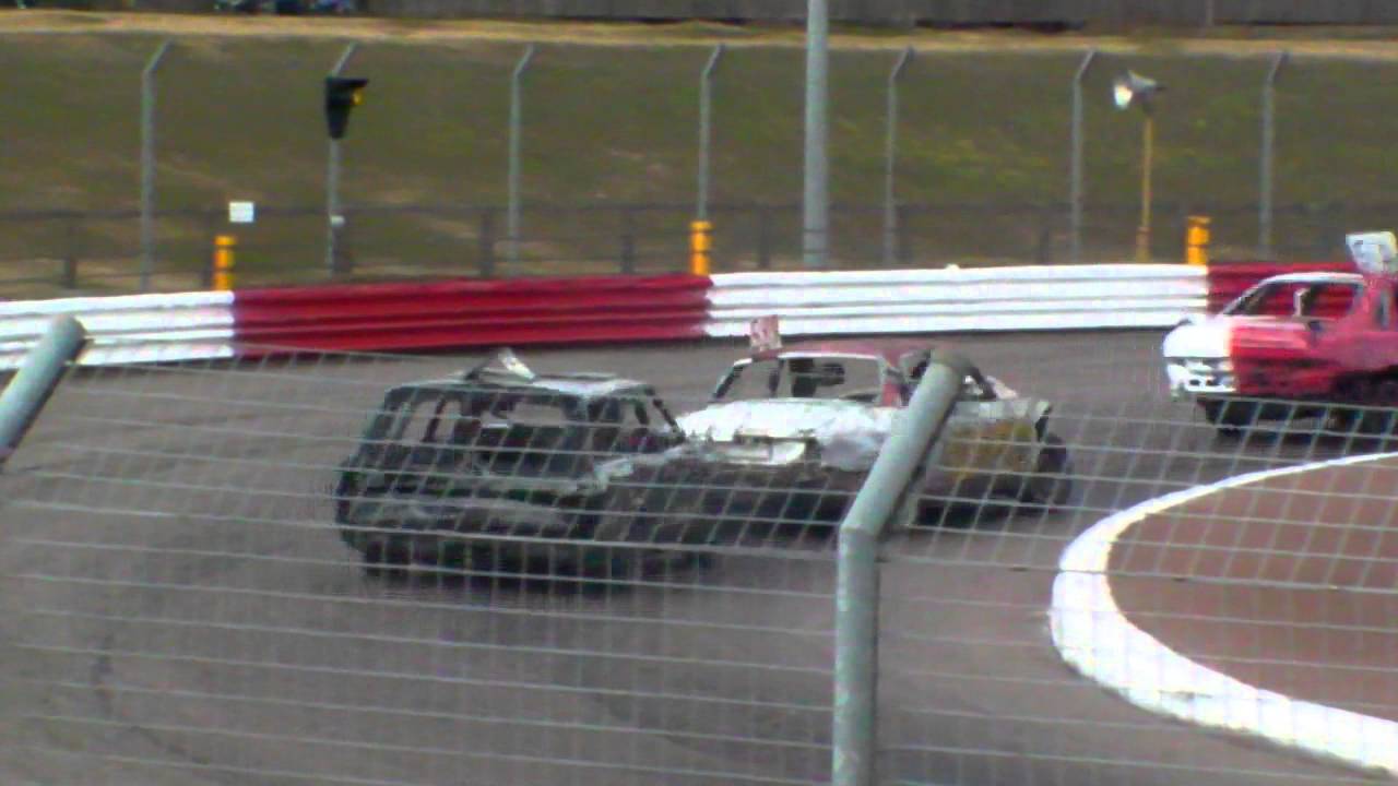 Banger Racing - Arena Essex - March 2010 - YouTube