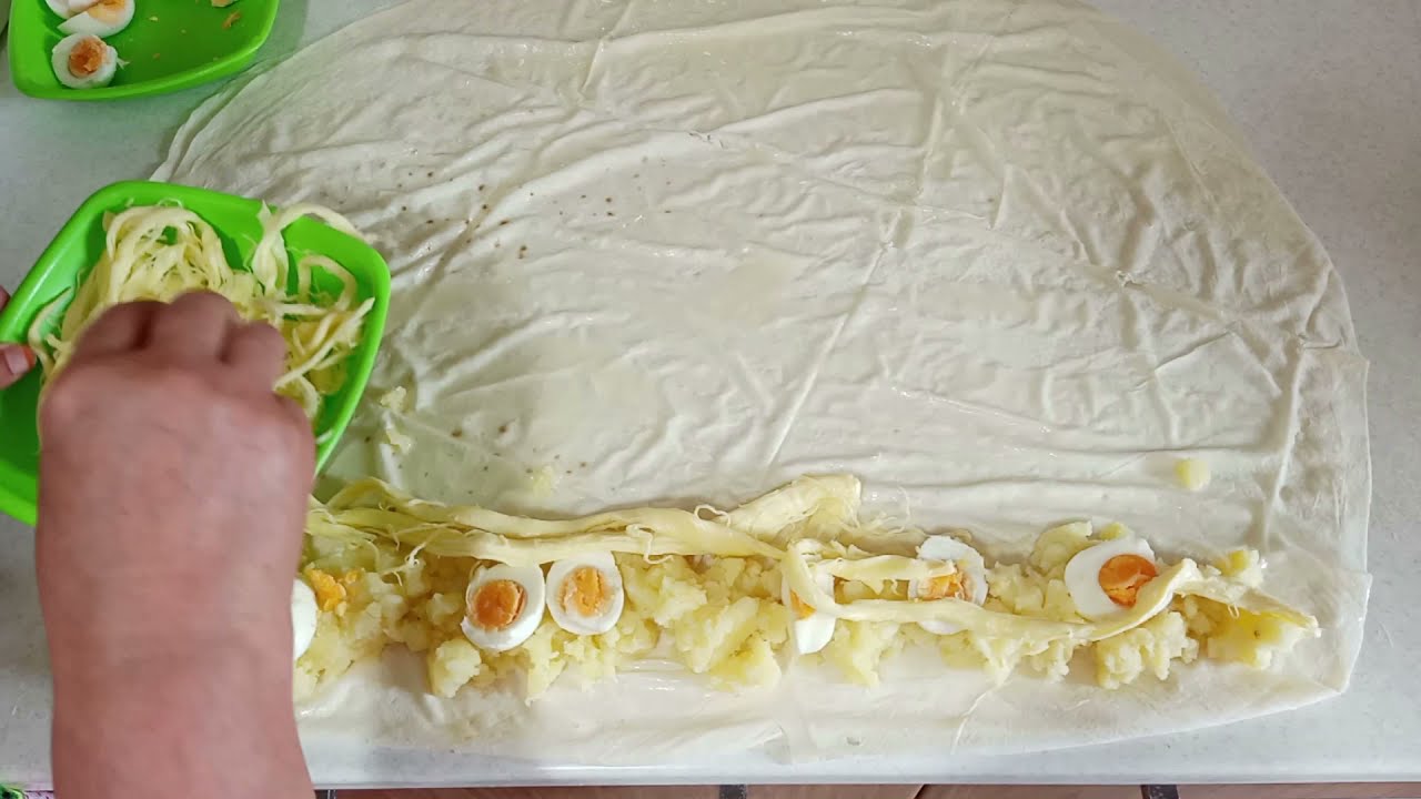 YOK BÖYLE TARİF!! Fırında Patatesli Kaşarlı Börek Tarifi