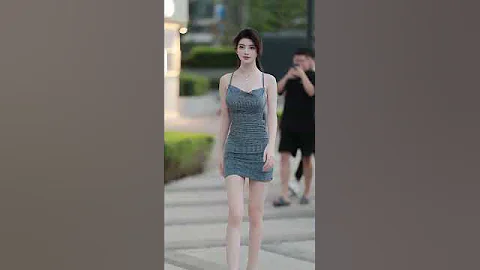 Chinese Street fashion beautiful girl #chinesestreetfashion #douyinchina #china