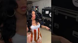 We Outside 😤 Cardi B Just Dropped A New Banger 🔥