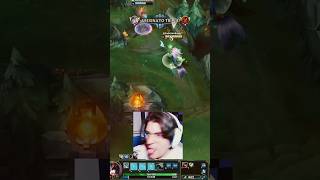 Que mal me sienta el LOL #leagueoflegends #lolplayer #mejoresmomentos #xd #therian