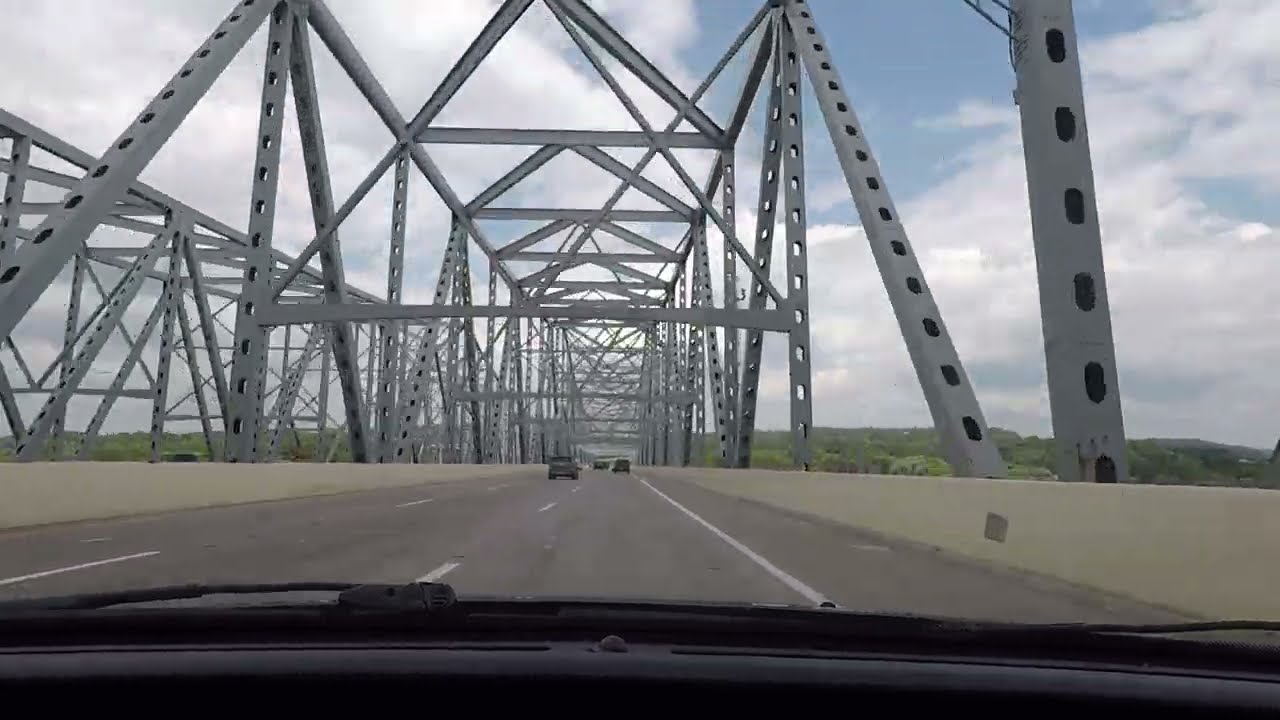 Combs-Hehl Bridge eastbound