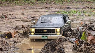 RC4WD K5 Blazer Custom Chassis Yota II Axle - off-road on a rainy day 3