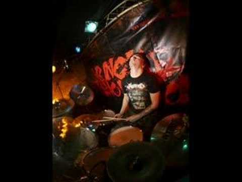 Bring Me The Horizon-  Pray For Plague