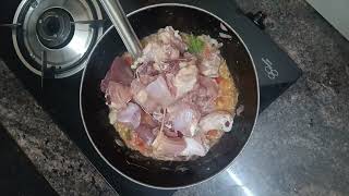 How to prepare chicken gravy 