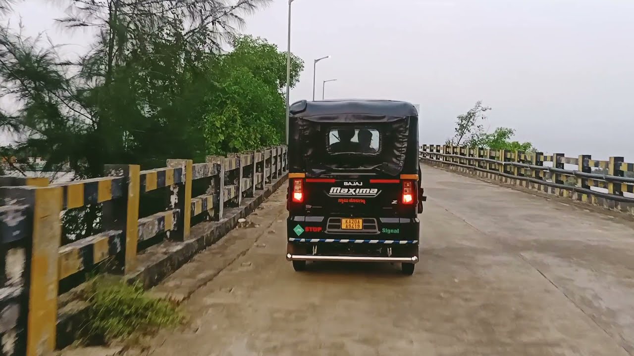 Malpe bridge side ghumne ki jagah