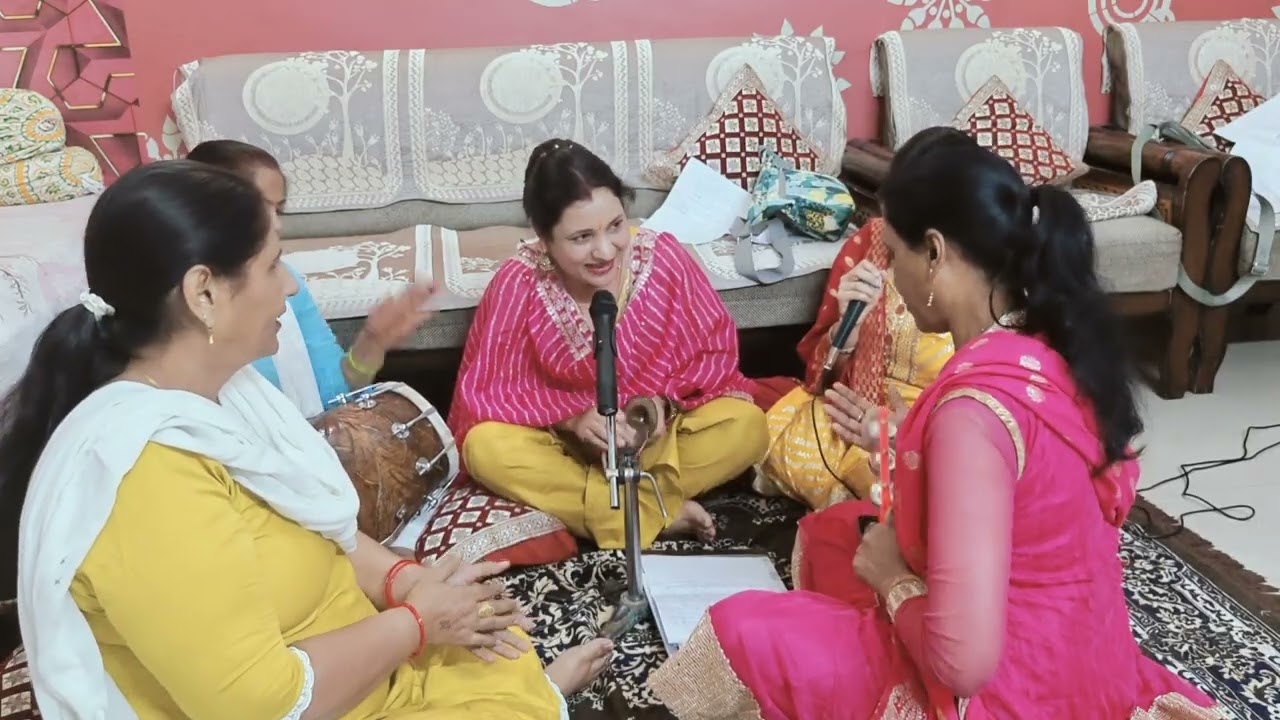 राधे 🥰 राधे 🙏 बहुत सुंदर👌भजन🌹 राधे तेरी चुंदड़ी सितारों 🥰