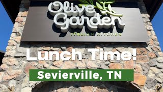 Why Olive Garden Sevierville is a Must-Visit for Lunch