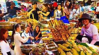 Plenty of Various​ Delicious barbecue, Grilled Frog, Chicken, Bee, Fish, Fried Snail, Palm Cake