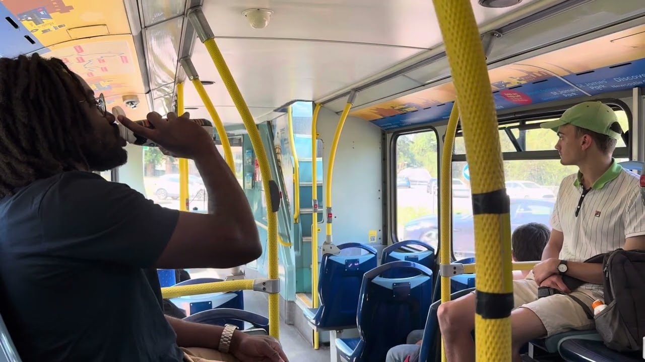 Preserved - DAF DB250/Plaxton President - LJ51DKV - 22: East Grinstead