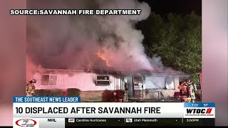 Early morning fire displaces 10 people in Savannah