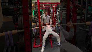 Mike O’Hearn struggles with rubber band attached weights…