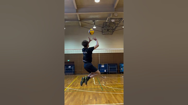 Setting up for the ultimate spike! 🏐🔥📹: shinjyo8888 #Olympics #Paris2024 #Sports #Volleyball